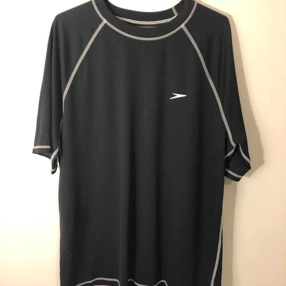 Speedo Men’s UV swim shirt/rash guard